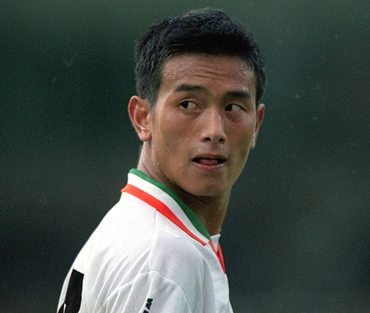 India's football stars salute retiring Bhutia